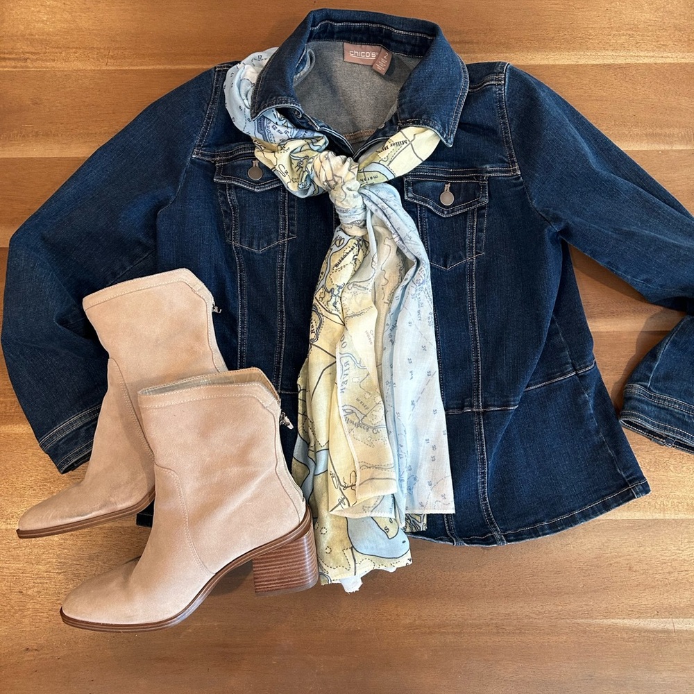 Like New Chico’s Denim Jacket